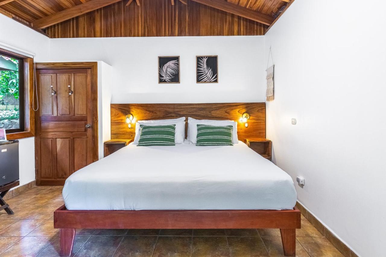 Makanas Beach Bungalows Playa Santa Teresa  Buitenkant foto