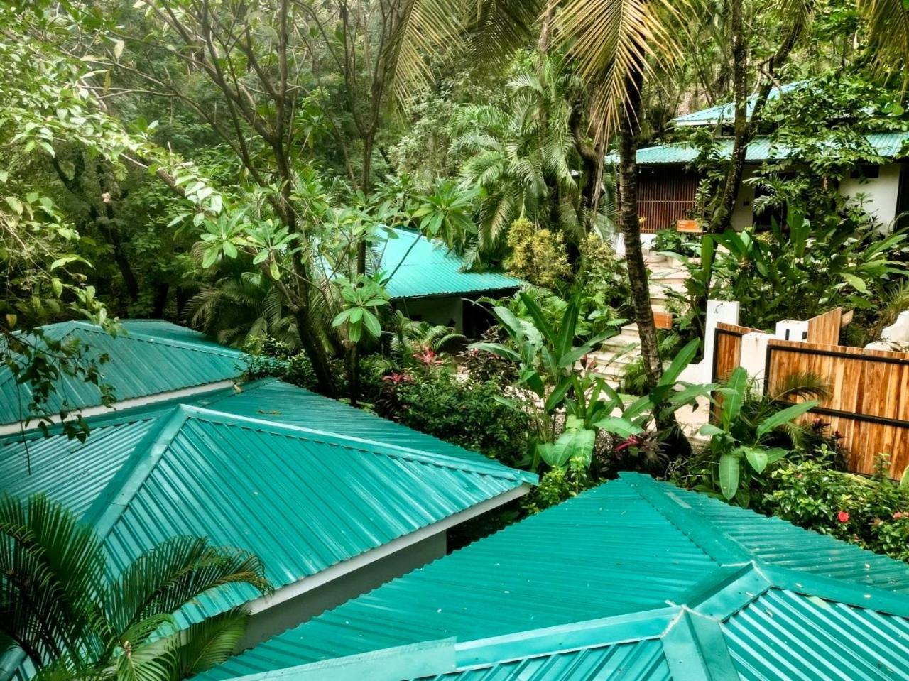 Makanas Beach Bungalows Playa Santa Teresa  Buitenkant foto